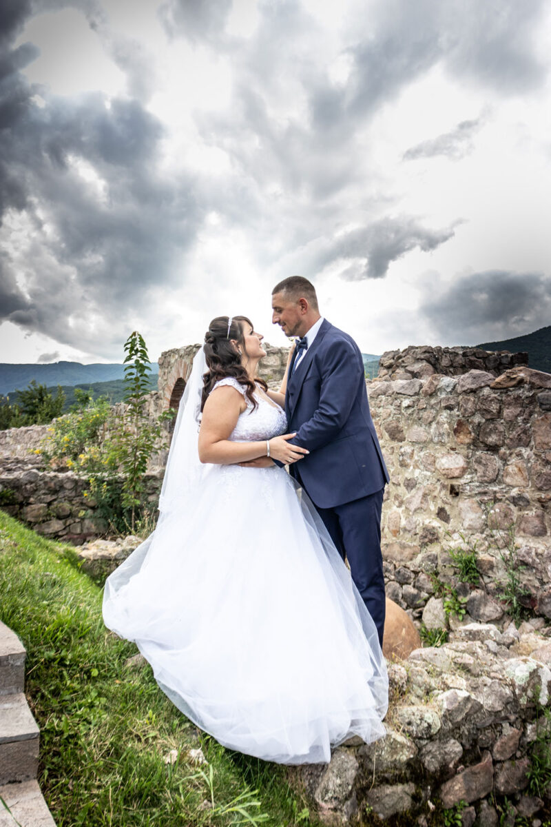 Сватбен фотограф и видео оператор